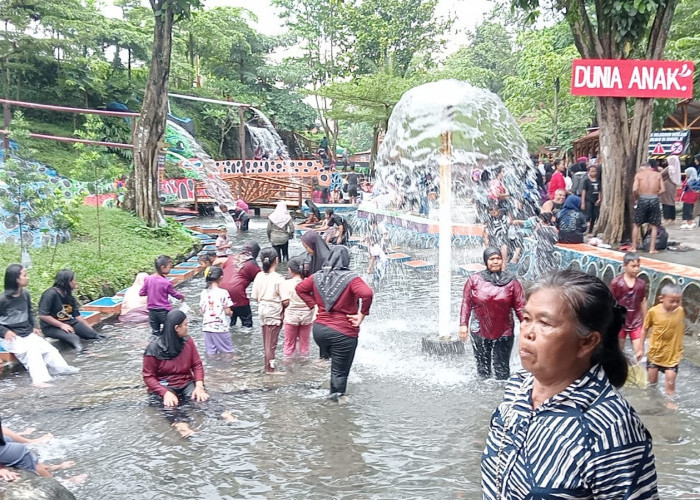 Tradisi Padusan Dibalut Berburu Ikan Nila Pilihan Warga Boyolali Membersihkan Diri Jelang Puasa