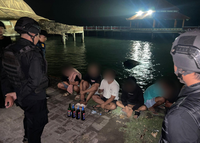 Pantai Kartini dan Bandengan Lokasi Favorit Pesta Miras, Segerombolan Pemuda Mabuk Dikosek Polisi