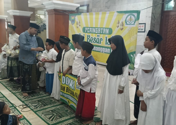 Aksi Empati Siswa SDN Proyonanggan 5 Batang: Donasi Mi Instan untuk Korban Banjiid di Peringatan Isra Miraj