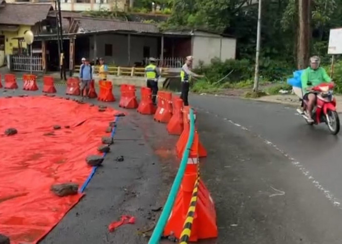 Jalan Utama ke Wisata Religi Sunan Muria Longsor, Rute Bus Peziarah Dialihkan via Jalur Gembong Pati
