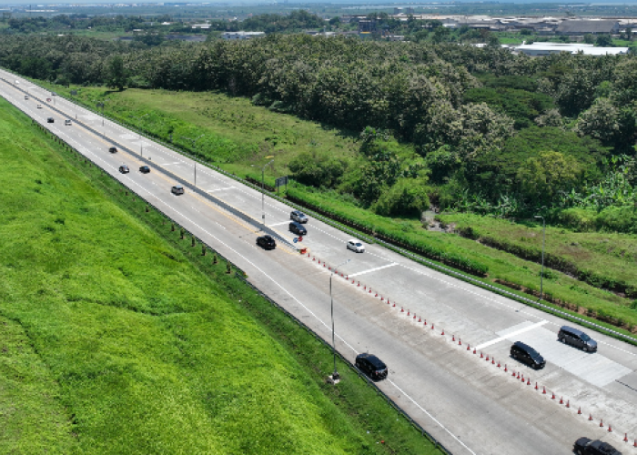 Volume Lalin di GT Kalikangkung Saat Arus Mudik-Balik Lebaran : 403 Ribu Kendaraan Keluar Semarang