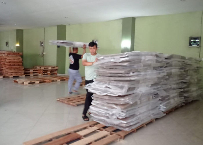 Tersimpan Aman di Gudang KPU, Kelengkapan Logistik Pilkada Salatiga Terpenuhi