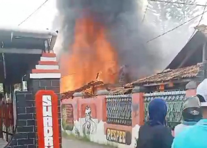 Satu Rumah dan 28 Motor Buruh Djarum Kudus Terbakar, Kerugian Ditaksir Setengah Miliar 