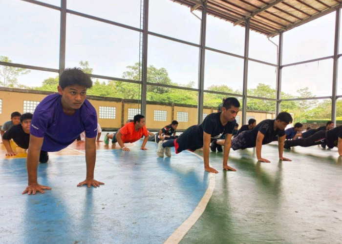 Metode Pembinaan SMA Dwiwarna Boarding School Tembus Sekolah Kedinasan