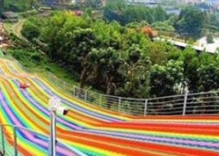 Rainbow Slide Lembang: Wisata Terbaru yang Ada di Floating Market Bandung
