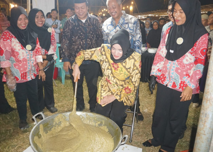 Tak Sekadar Tradisi, Festival Bubur Suro Pekalongan Jadi Mesin UMKM dan Ekonomi Syariah