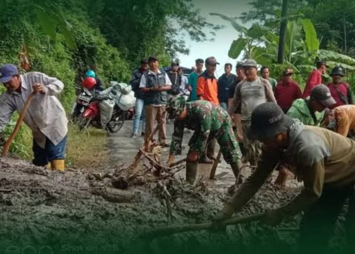 BPBD Jepara Pantau 18 Titik Longsor dan 3.522 Warga Desa Tempur Terisolasi