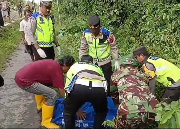 Ibu dan 2 Anaknya Tewas Disambar Kereta Api Harina di Pekalongan