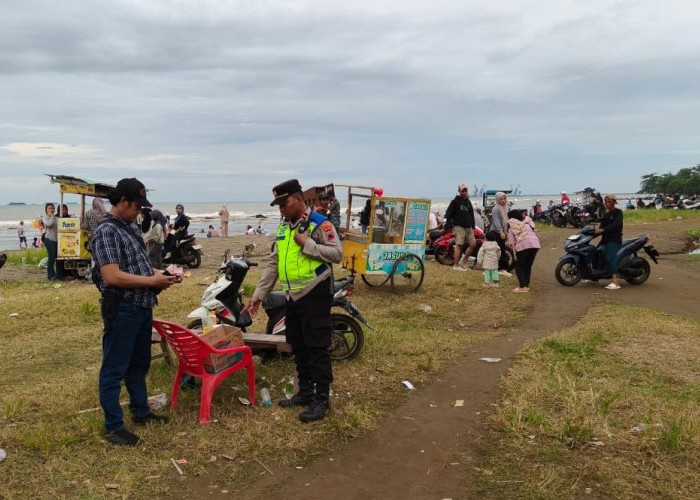 Pungli Pantai Muara Kalisono Viral, Polisi Batang Datang,Pelaku Diduga Kabur