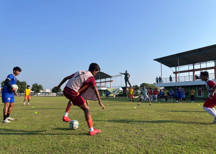 Pesepak Bola Muda Bertalenta di Tanah Air Berebut Tiket Bersekolah di SPSS Indonesia