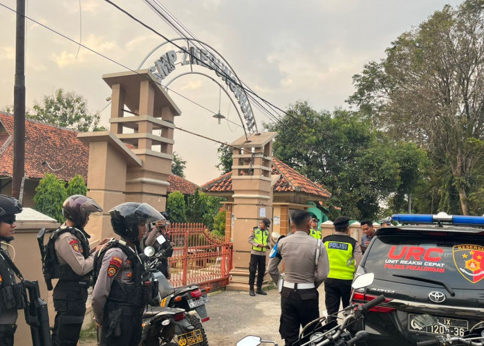 Polisi Turun ke Sekolah, Antisipasi Konvoi dan Aksi Ugal-ugalan Saat Kelulusan SMP di Pekalongan