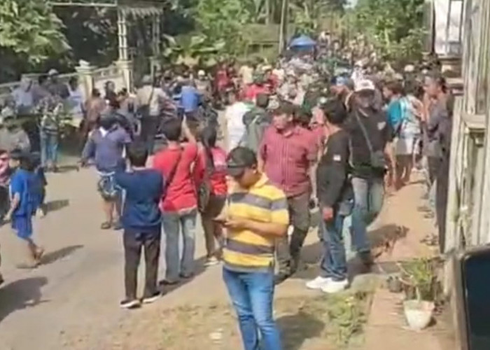 Massa Geruduk Ponpes di Pati, Geram Kelakuan Terduga Pelaku Cabuli Puluhan Santri 