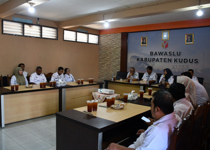 Pengelolaan Arsip Jadi Sorotan, Bawaslu Kudus Bekali Pegawai Berstandar ANRI demi Pengawasan Pemilu Akuntabel