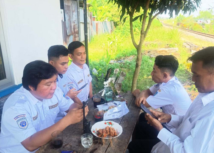 125 Penjaga Perlintasan KA di Tegal Ikuti Bimtek Keselamatan, Tekan Kecelakaan Kereta Api