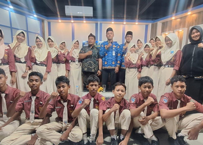 SI JAKWIR, Inovasi SMP Negeri 19 Tegal Kawal Karakter dan Kebiasaan Positif Murid