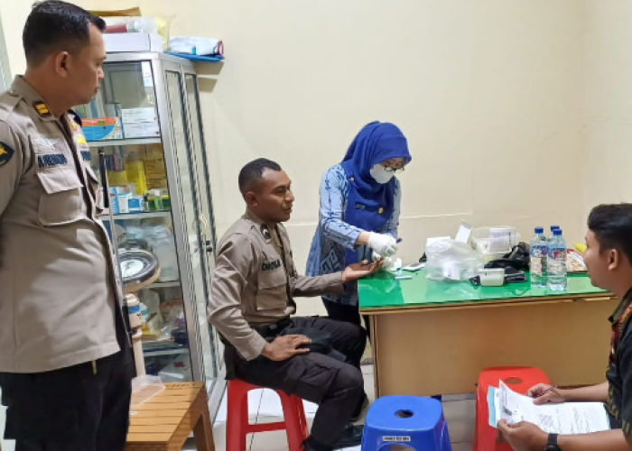 8 Personel Bintara Asal Polda Papua Jalani Skrining Malaria di Polres Semarang