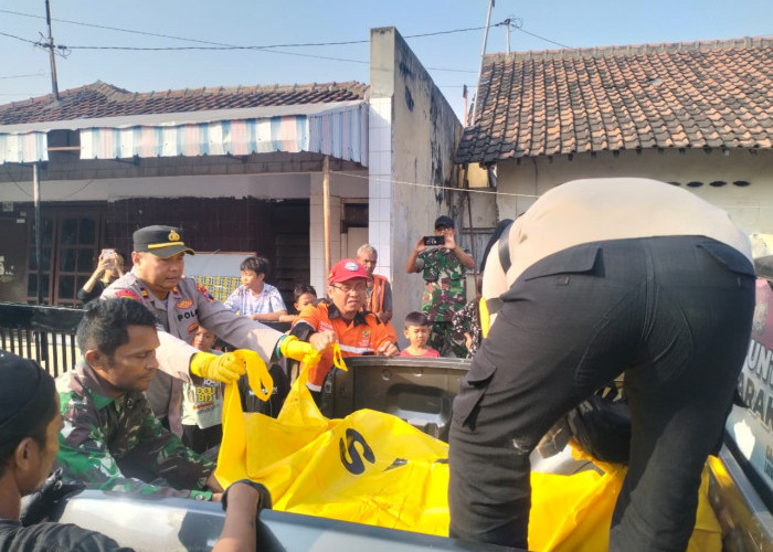 Kebakaran Rumah di Dukuhturi, Satu Korban Meninggal Dunia, Kerugian Capai Rp100 Juta  