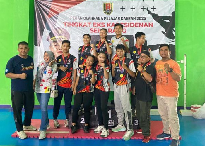 Tim Karate Grobogan Juara Umum POPDA Eks Karesidenan Semarang 2025