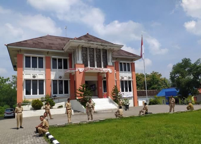 Kontrol Masa Pensiun Perangkat Desa, Kecamatan Tangen Inovasi 