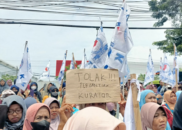 Tolak Pergantian Kurator, Eks Pekerja Bitratex dan Primayuda Datangi Pengadilan Niaga Semarang