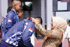 Kebumen Tambah Dua Medali Perunggu POPDA Jateng 2026, Bupati Lilis Turun Langsung Kalungkan Medali Atlet