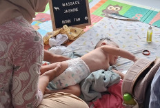 Usai Mudik Lebaran, Pijat Bayi Mulai Ramai Pesanan