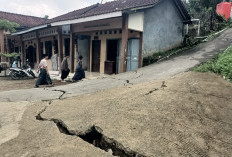 Tanah Bergerak di Padasari Tegal, Puluhan Rumah Rusak dan Pondok Pesantren Al-Adalah Terancam Lumpuh