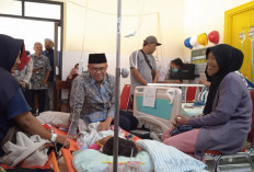 Dari IGD hingga Selasar RSUD Batang, Bupati Faiz Cek Korban Dugaan Keracunan MBG