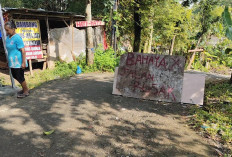 Tanah Bergerak di Kampung Sekip Semarang, Rumah Warga Ambruk dan Jalan Lingkungan Terancam
