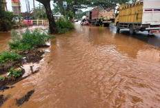 Banjir Kembali Rendam Ruas Pati Bikin Antrean Panjang di Pantura