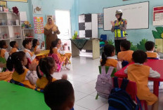 Polres Grobogan Ajak Murid TK Tertib Berlalu Lintas Melalui Program Polisi Sahabat Anak