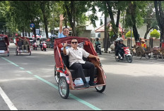 Wabup Grobogan Konvoi Bersama 100 Penerima Manfaat Sebelum Seremoni Penyerahan Becak Listrik