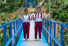 BRI Peduli Bangun Jembatan Gantung di Cianjur, Permudah Akses Sekolah dan Aktivitas Ekonomi Warga