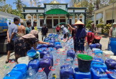 Krisis Air Bersih Hampir 5 Bulan, Warga Cilacap Serbu Bantuan 8.000 Liter Air Bersih