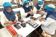 Ribuan Buruh Rokok di Kudus Lega Terima THR, Nominalnya Lebih Besar dari UMK