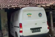Akibat Sandal Nyangkut di Pedal Gas, Mobil SPPG Menghantam Rumah Warga di Pati
