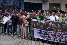 Warga Andong Boyolali Tolak Beroperasinya Gerai Miras, Bubuhkan Tanda Tangan Sebagai Penyataan Sikap