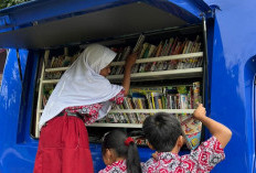 Efisiensi Anggaran Hentikan Bantuan Buku, Pati Kumpulkan Ribuan Buku Bantu Perpustakaan Desa