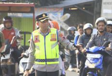 Kapolres Tegal Turun Langsung Atur Lalu Lintas Pagi di Tugu Srikandi  