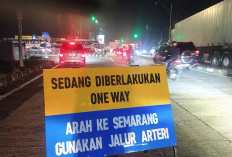 Buntut One Way Lokal Diperpanjang, Exit Tol Hingga Terminal Tingkir Salatiga Macet Parah