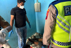 Pria Paruh Baya Ditemukan Tewas di Kamar Kos Sragi Pekalongan