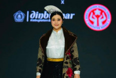 Tampil Jadi Model, Bupati Paramitha Kenalkan Batik Salem Brebes di Jogja Fashion Week 2026