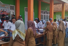 Tumbuhkan Jiwa Wirausaha Siswa, SMK Peristek Pangkah Gelar Market Day
