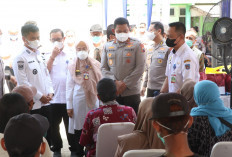 Kapolda Jateng Tinjau Skrining TOSS TB dan Tracing di Puskesmas Adiwerna Tegal 
