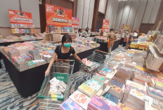 Lebih dari Sejuta Buku Internasional Hadir di Semarang, Pengunjung Berburu hingga Bawa Empat Troli