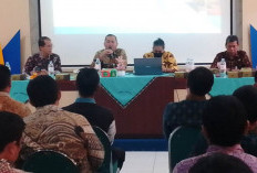 Disiplin ASN Diperkuat, SMK Negeri 1 Tonjong Brebes Gelar IHT dan Beri Penghargaan Studi S2 bagi Guru
