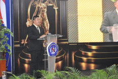 Yudisium FH UPS, Dr Kus Rizkianto Berpesan Tetaplah Berkomitmen Terhadap Keadilan