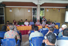 DLH Kabupaten Tegal Clean Up Lahan Terkontaminasi Limbah B3 Bekas Pelebur Accu Pesarean  