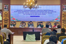 Sorot Antrean Solar, Bupati Batang Pastikan Tambahan Stok 5 Persen d ari Pertamina Jelang Nataru 2025