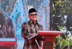 Menteri Dikdasmen Tegaskan WFH Bukan untuk Guru